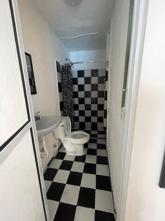 Casa Nova 7 Private Bathroom And Room 2 Beds Cancun Exterior photo